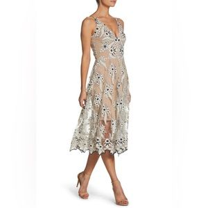 Dress the Population Women's Audrey Spaghetti Strap Midi A-line 3D Floral Dress